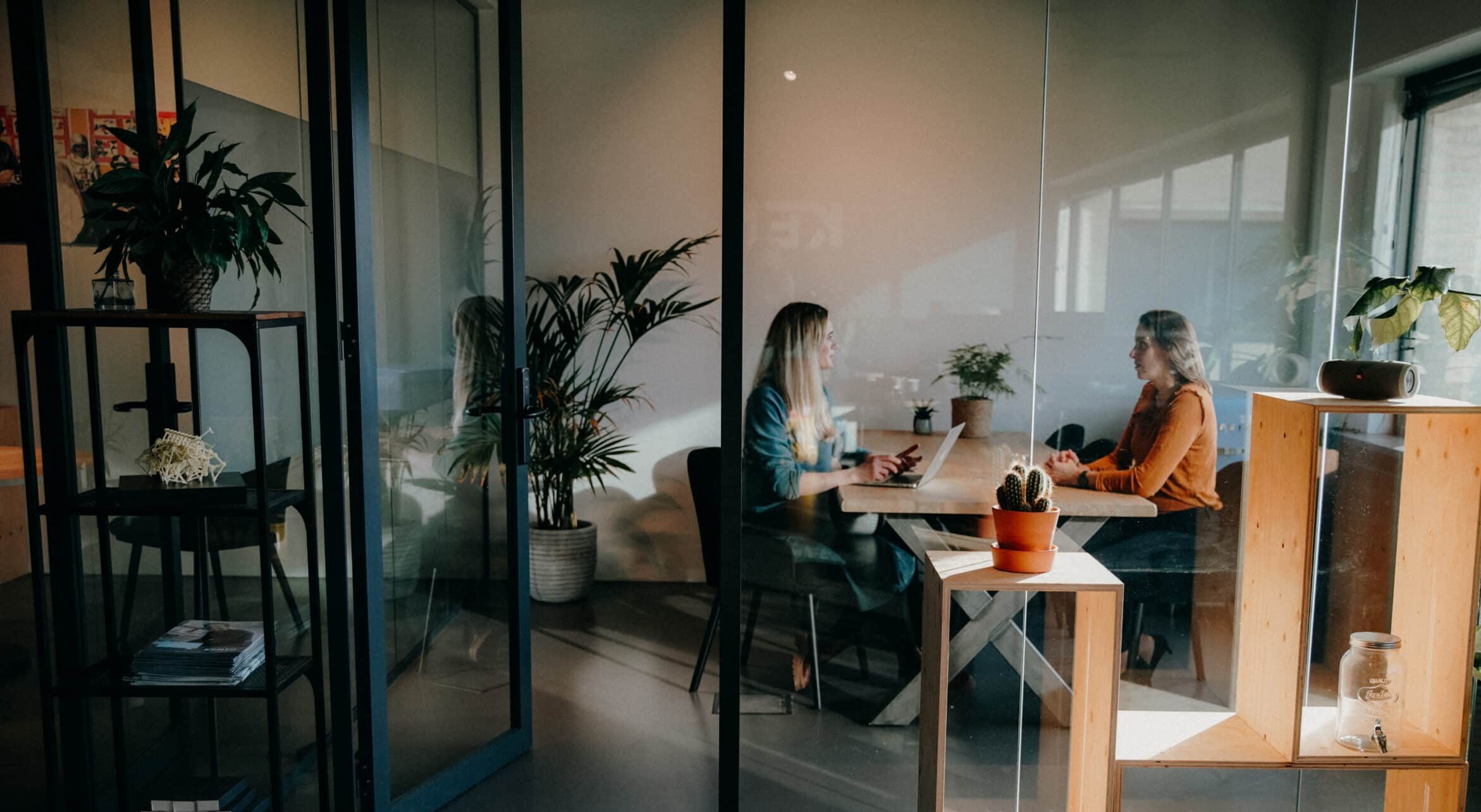 Bekijk vacatures <br />
bij organisaties <br />
die willen <span style="color:#5347FF">groeien.</span>